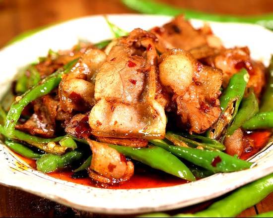 Stir-fried Sliced Pork in Szechuan Style (川味回锅肉)